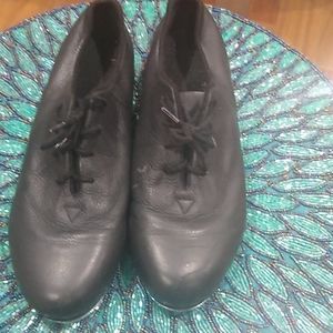 Bloch Tap shoes size 5 1/2 M